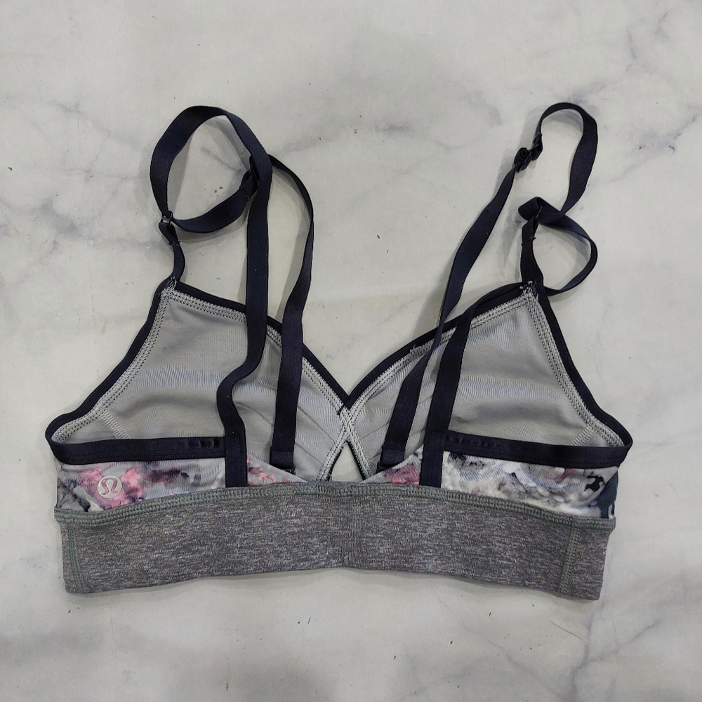 Lululemon If You're Lucky Bra Moody Mirage White Deep Navy Heathered Slate - Picture 3 of 5